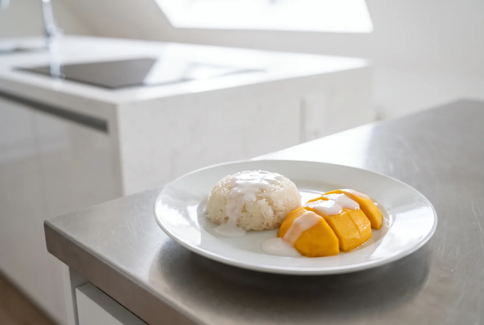 Mango Sticky Rice | Thai Coconut Sticky Rice Dessert