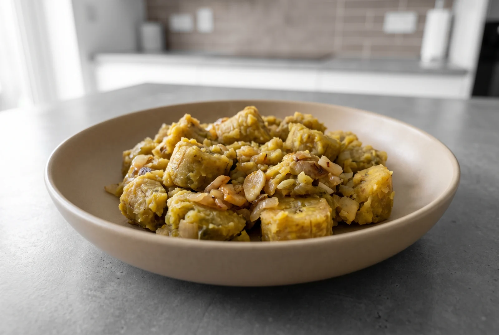 Cuban Fufú de Plátano | Garlic Mashed Green Plantains