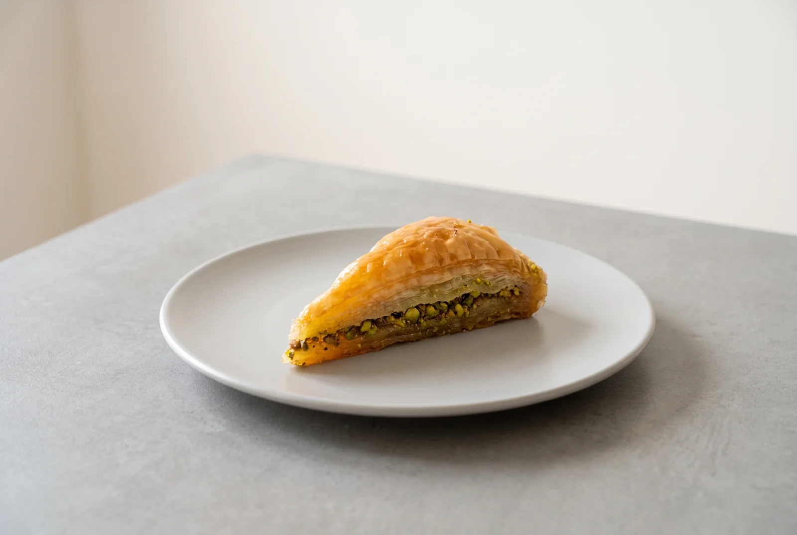 Carrot-Slice Baklava | Triangle-Cut Pistachio Tray Baklava