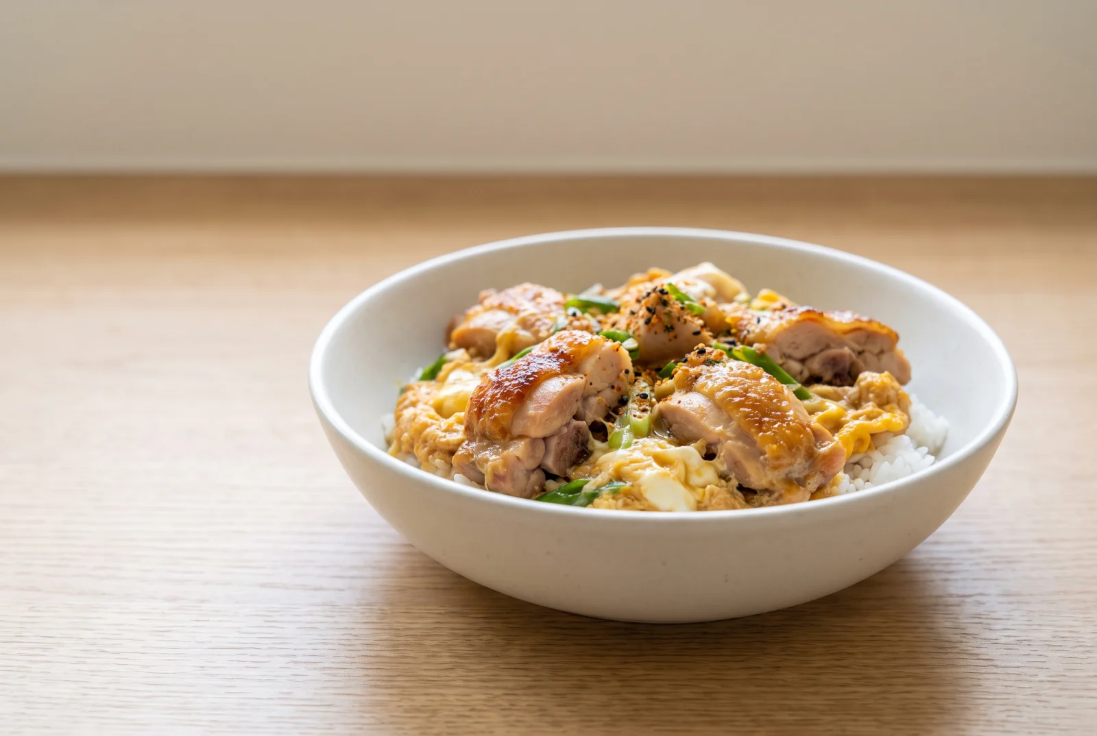 Oyakodon | Japanese Chicken and Egg Rice Bowl